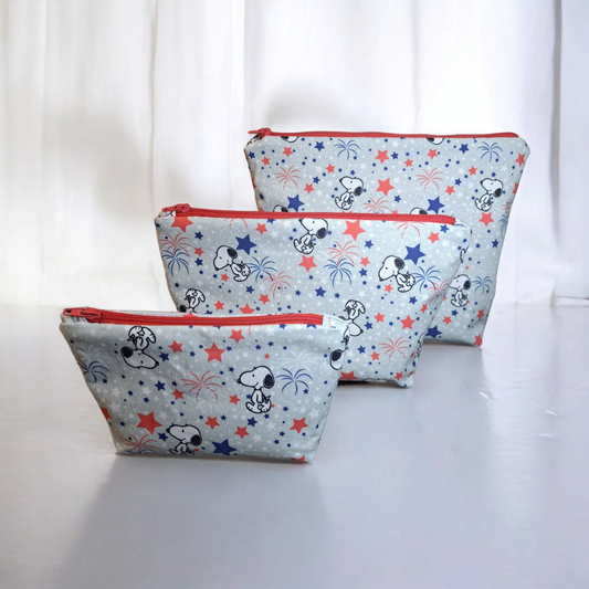 Snoopy & Stars - Makeup Bag/ Cosmetic Pouch (Different Sizes) - silver makeup bag, dog bandana, handmade pot holders, Scrunchies, pink makeup bag, Sachet, green cosmetic bag, make up bag green - Frances Farm & Craft, LLC