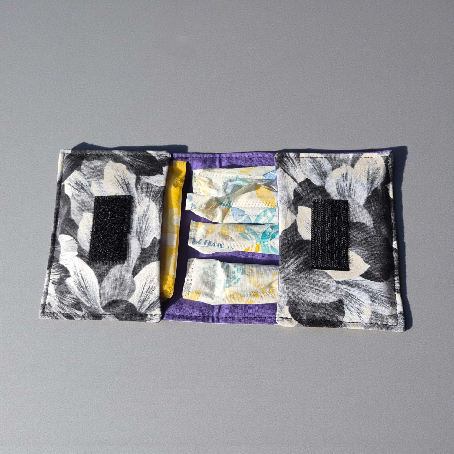 Black &amp; Silver Petals - Tampon Pouch