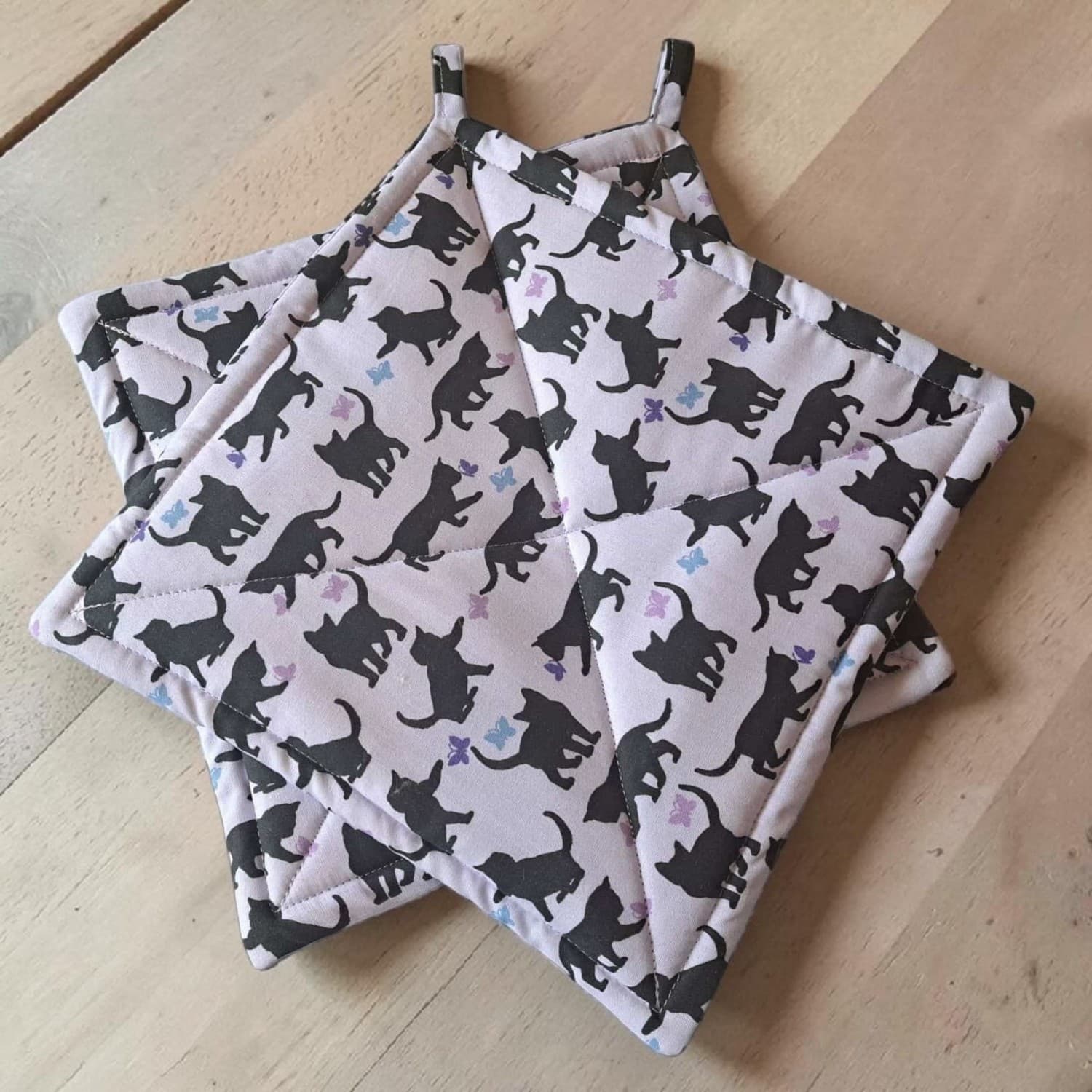 Cats &amp; Butterflies - Pot Holders (Set of 2)