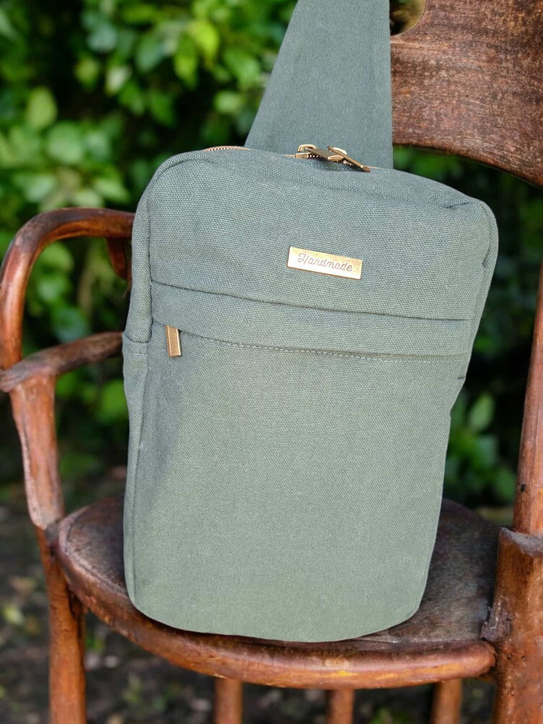 Hunter Green - Sling Bag