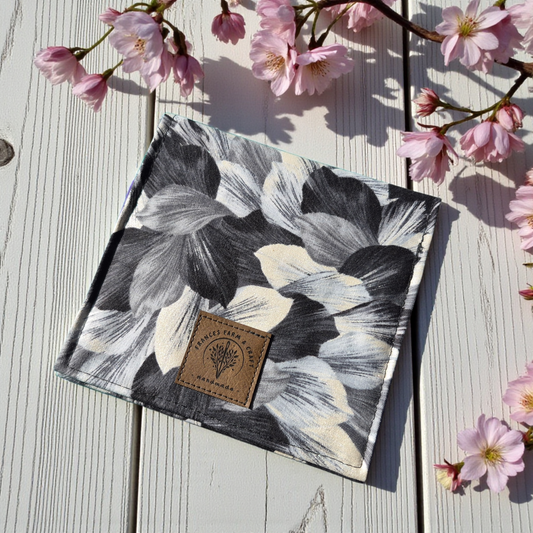 Black & Silver Petals - Tampon Pouch