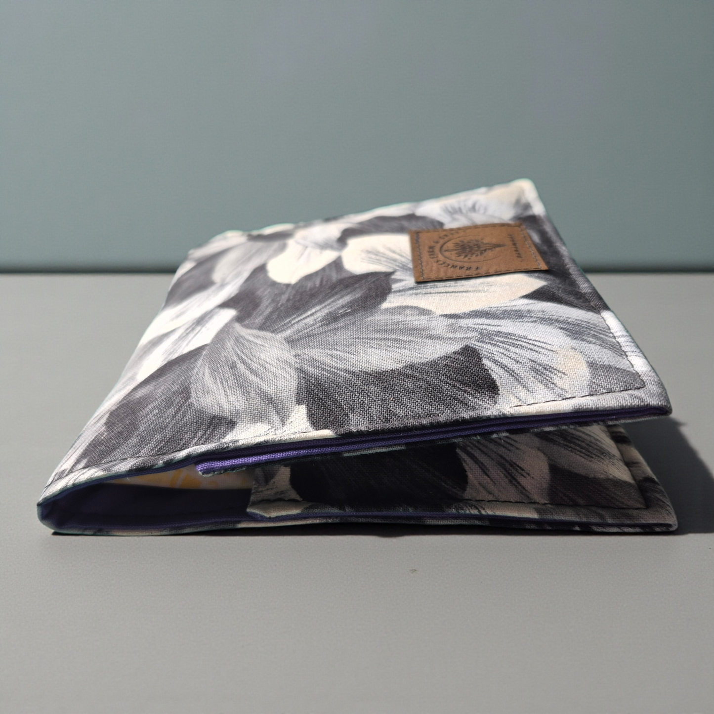 Black & Silver Petals - Tampon Pouch